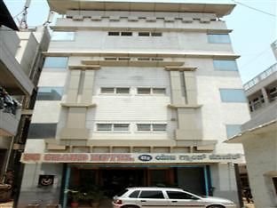 Ug Grand Hotel Bengaluru Kültér fotó